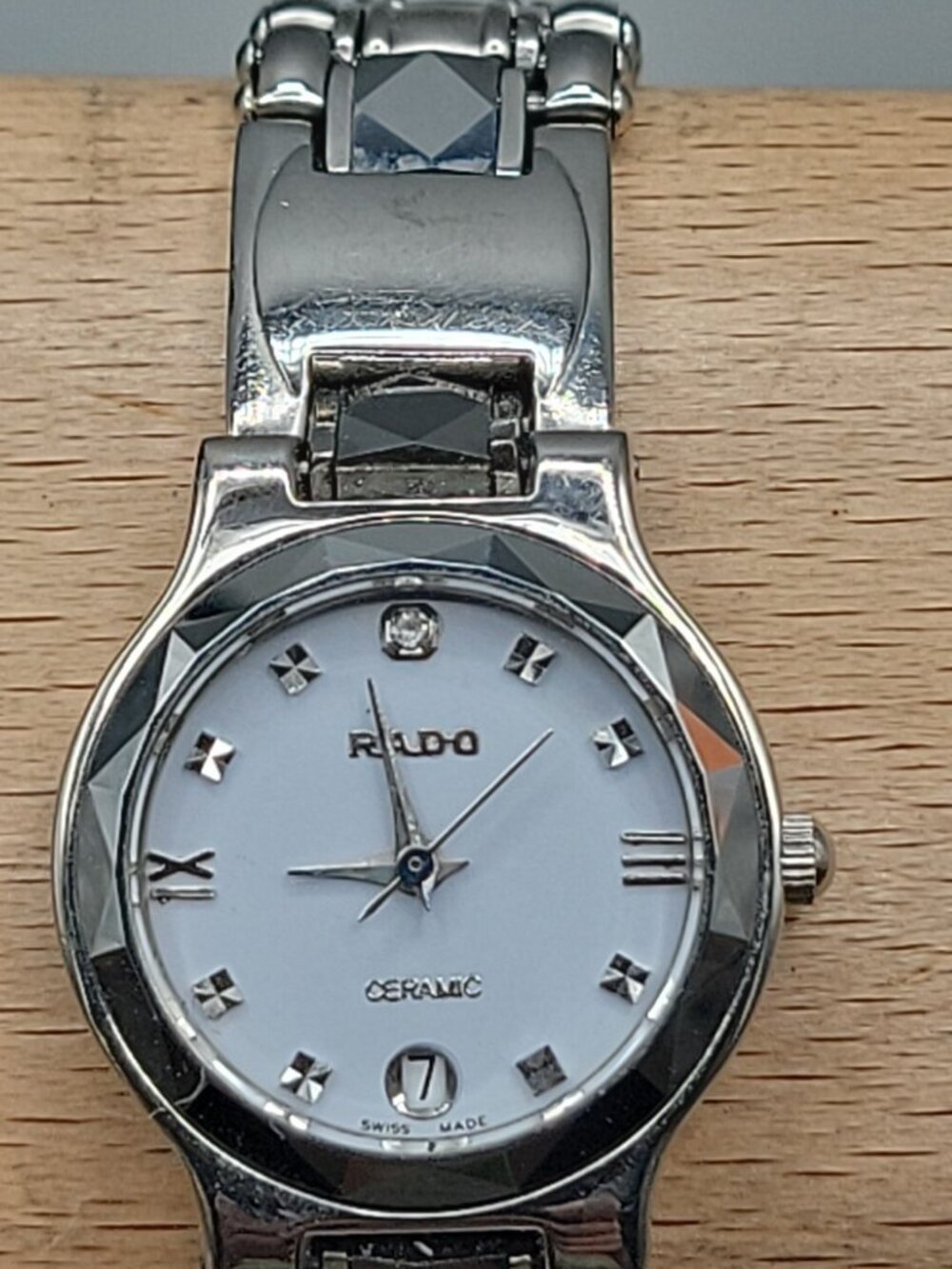Rado DiaStar Swiss Women’s Watch 111.0358.3 Ceramic Diamond Markers Date - Picture 11 of 16